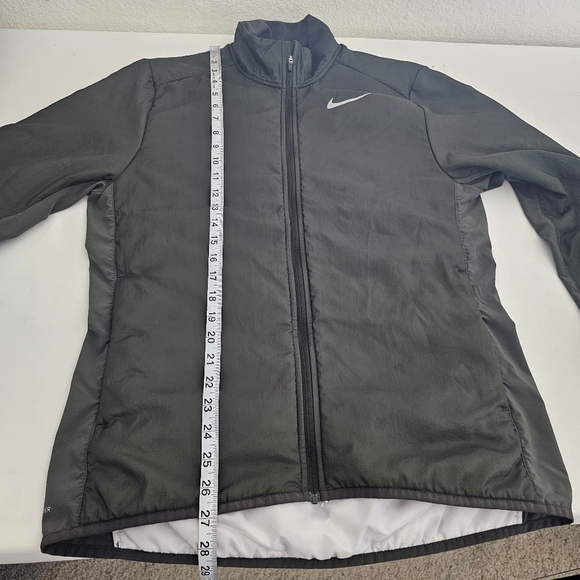 Nike Aerolayer Running Jacket Men’s Medium Green Windproof Lightweight - Picture 14 of 16